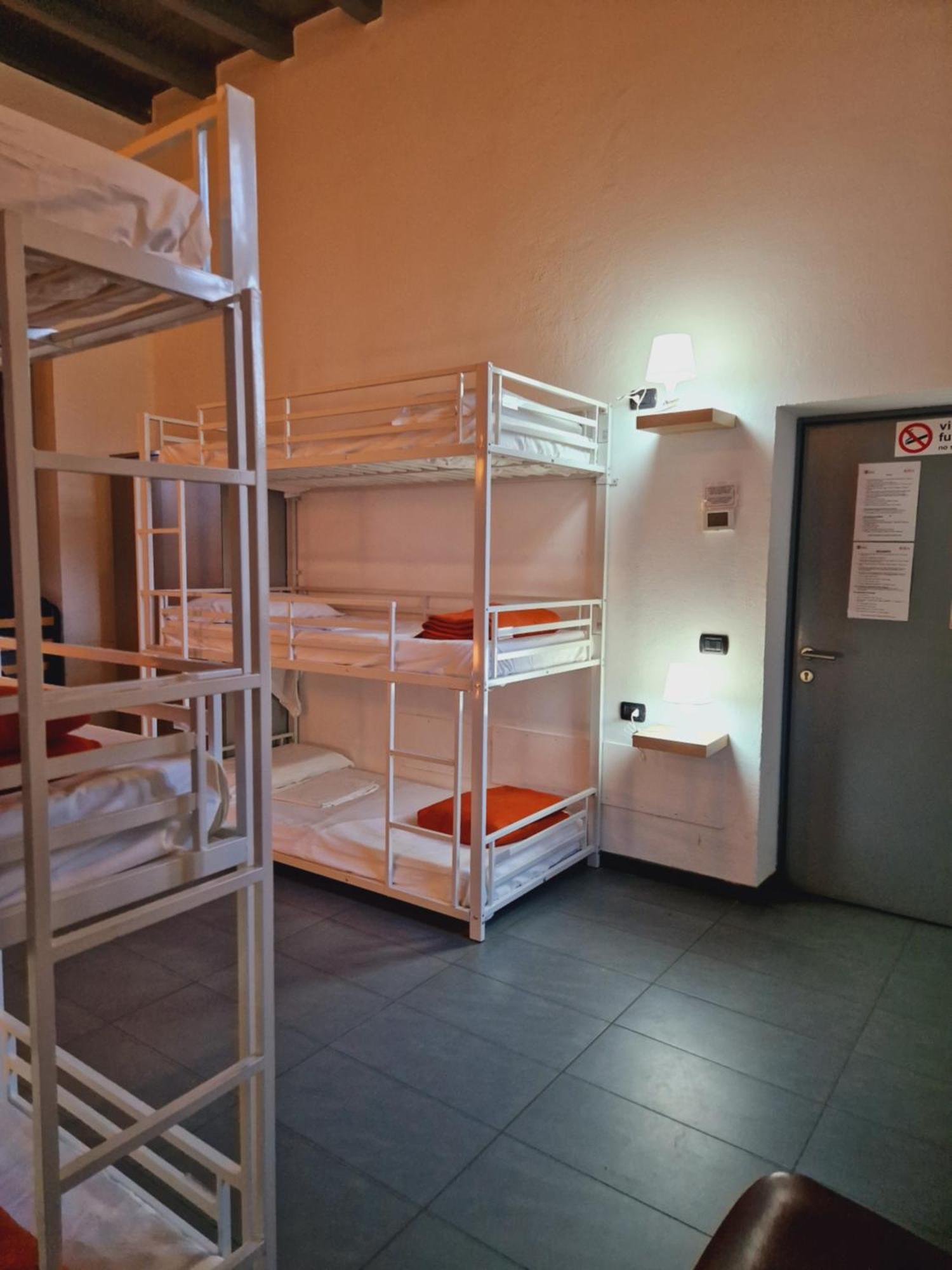 B&B E Ostello, Parco Di Monza, Cascina Costa Alta Exteriör bild
