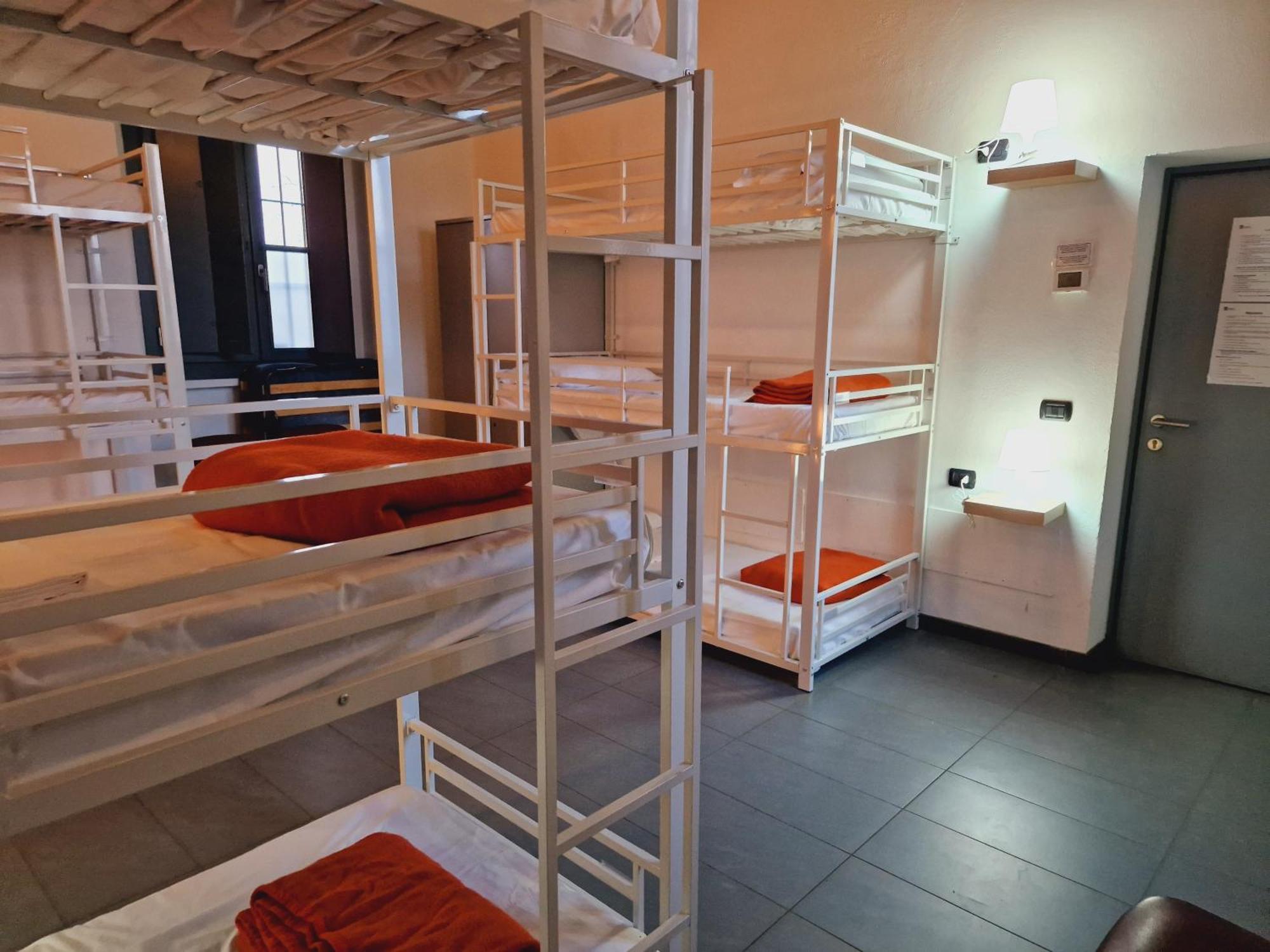 B&B E Ostello, Parco Di Monza, Cascina Costa Alta Exteriör bild