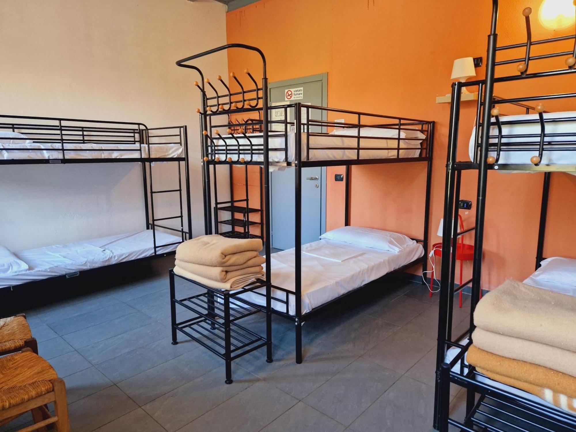 B&B E Ostello, Parco Di Monza, Cascina Costa Alta Exteriör bild