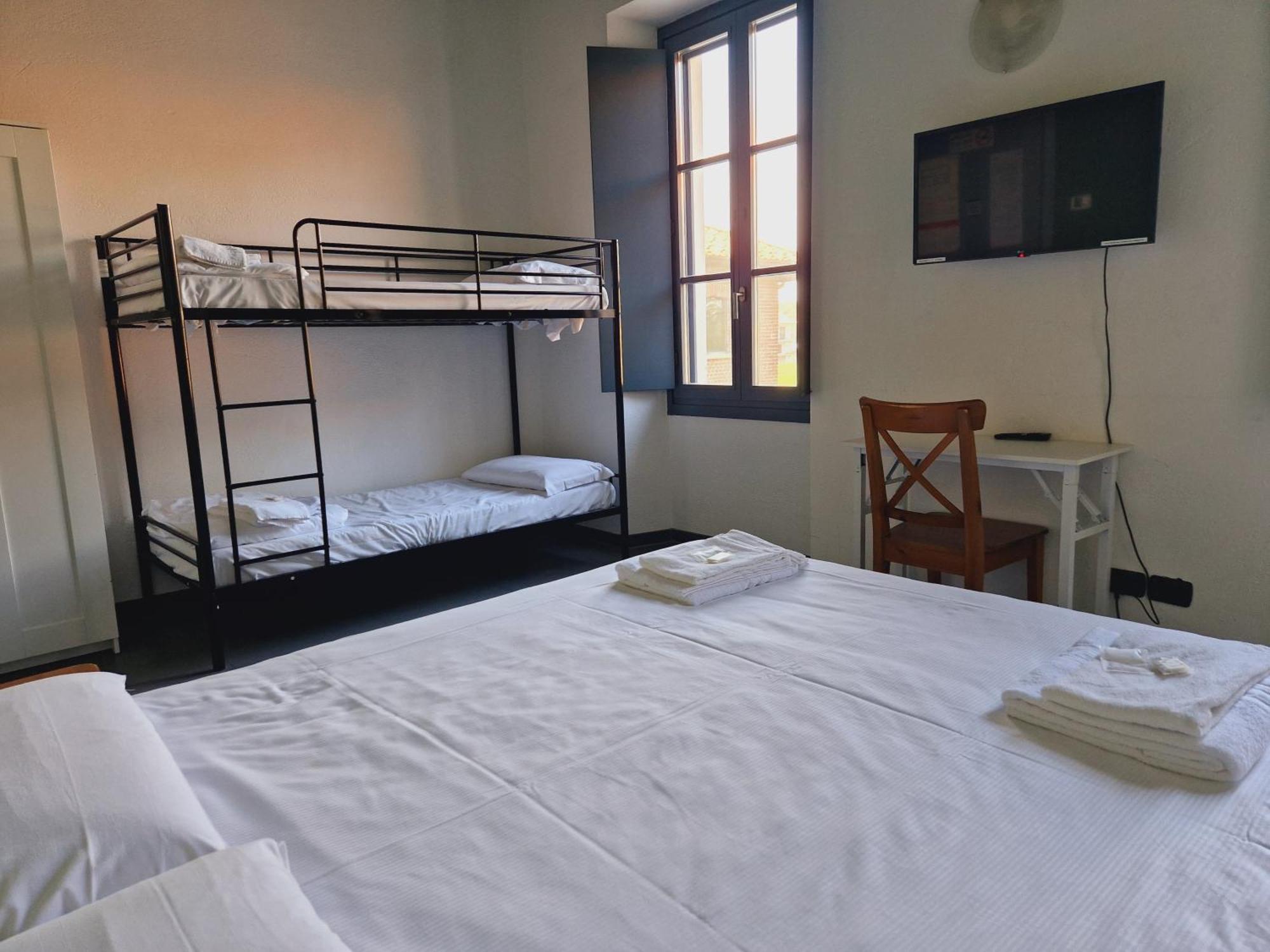 B&B E Ostello, Parco Di Monza, Cascina Costa Alta Exteriör bild