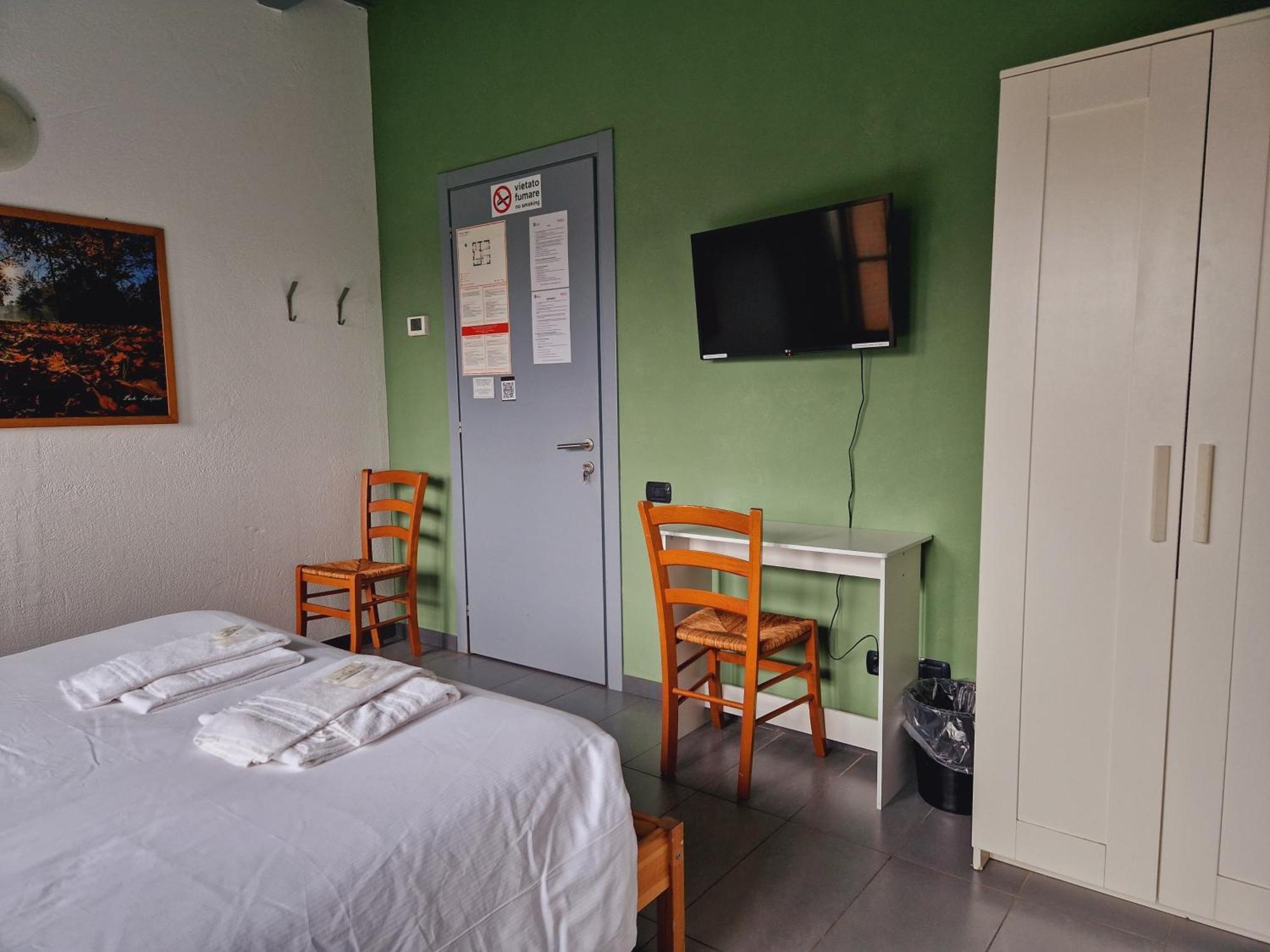 B&B E Ostello, Parco Di Monza, Cascina Costa Alta Exteriör bild