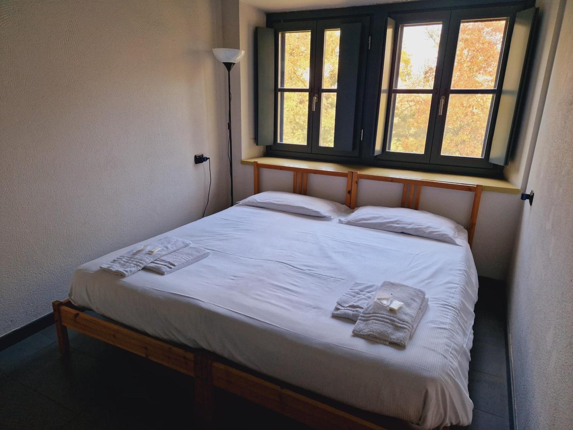 B&B E Ostello, Parco Di Monza, Cascina Costa Alta Exteriör bild
